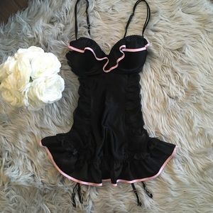 NWOT Victoria’s Secret Black & Pink Teddy